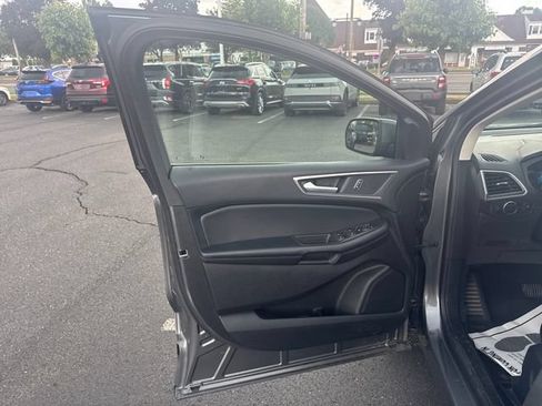 Used 2024 Ford Edge SEL AWD/4WD image 19