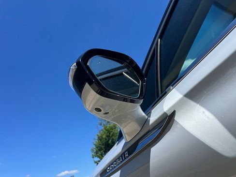 Certified 2025 Lincoln Corsair Reserve FWD image 42