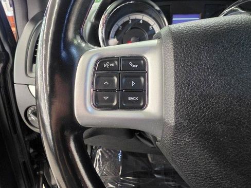 Used 2019 Dodge Grand Caravan GT FWD image 16