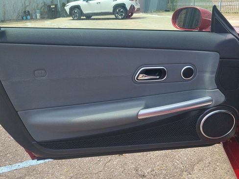 Used 2004 Chrysler Crossfire Coupe RWD image 10