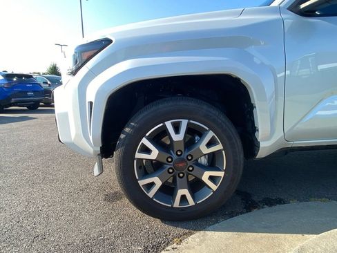 Used 2025 Toyota 4Runner TRD Sport AWD/4WD image 31
