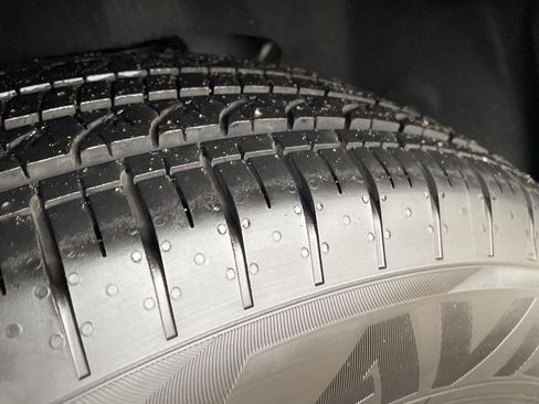 Certified 2025 Subaru Outback Premium image 17