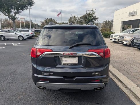 Used 2018 GMC Acadia Denali w/ Technology Package image 8