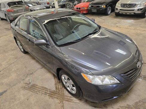 Used 2008 Toyota Camry LE image 11