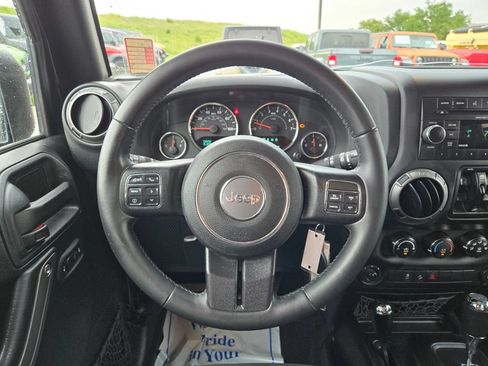Used 2016 Jeep Wrangler Unlimited Sport w/ Quick Order Package 24S AWD/4WD image 20