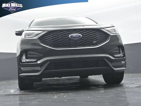 Certified 2022 Ford Edge ST w/ Equipment Group 401A AWD/4WD image 18