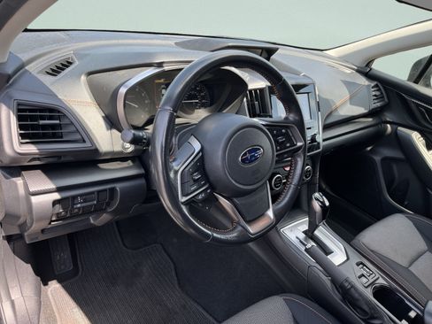 Used 2023 Subaru Crosstrek 2.0i Premium AWD/4WD image 16