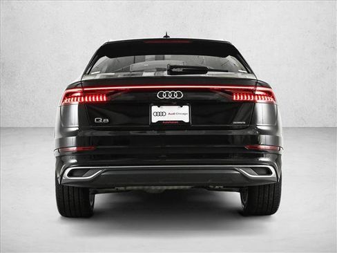 Used 2023 Audi Q8 Premium AWD/4WD image 7