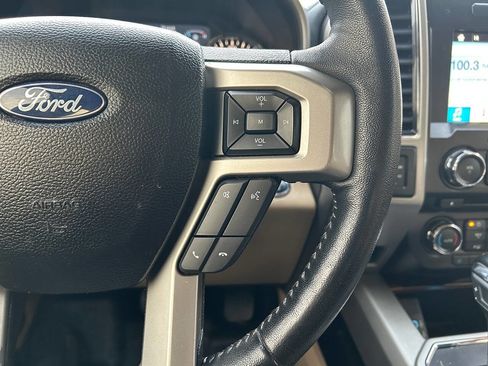 Used 2017 Ford F150 Lariat image 13