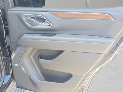 Used 2024 Chevrolet Tahoe High Country AWD/4WD image 38
