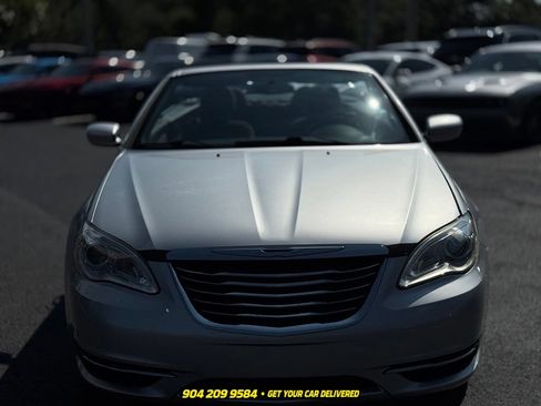 Used 2012 Chrysler 200 Touring FWD image 12