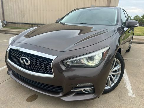 Used 2017 INFINITI Q50 3.0t Premium w/ 3.0T Premium Plus Package RWD image 1