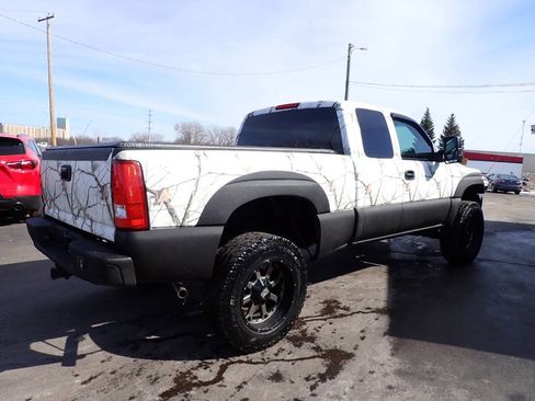 Used 1999 GMC Sierra 1500 4x4 Extended Cab w/ Convenience Plus Group image 6