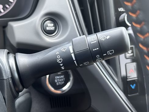 New 2025 Subaru Crosstrek 2.5i Limited w/ Popular Package #3A image 18