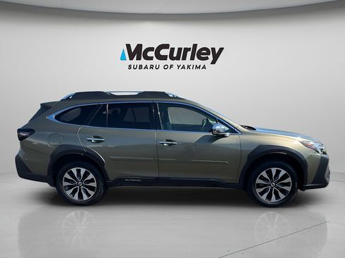 Certified 2025 Subaru Outback Touring XT AWD/4WD image 7