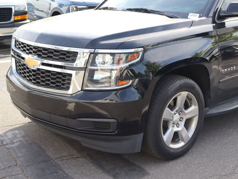 Used 2018 Chevrolet Tahoe LS w/ All-Season Package image 17
