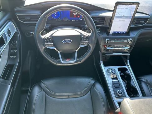 Used 2020 Ford Explorer ST w/ ST Street Pack image 20
