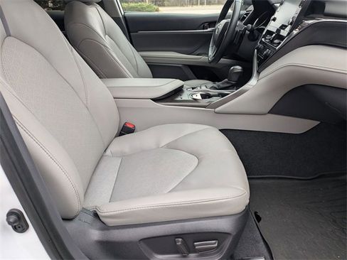 Used 2024 Toyota Camry XSE image 29