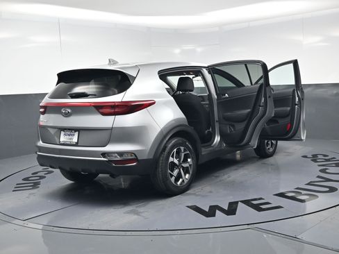 Used 2021 Kia Sportage LX image 28