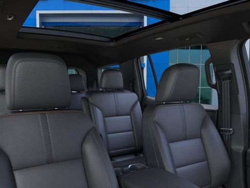 New 2026 Chevrolet Traverse High Country w/ LPO, Floor Liner Package image 25