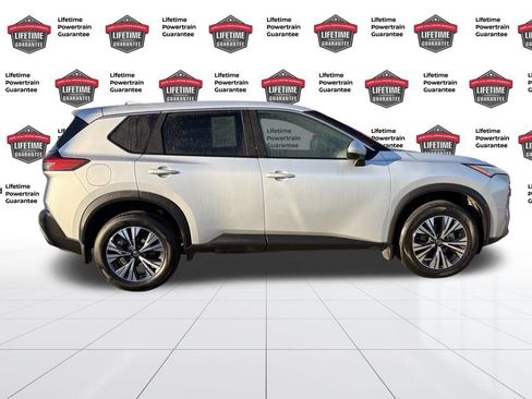 Certified 2021 Nissan Rogue SV image 7