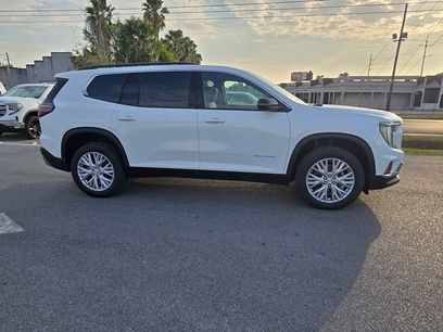 New 2026 GMC Acadia Elevation w/ Elevation Premium Package