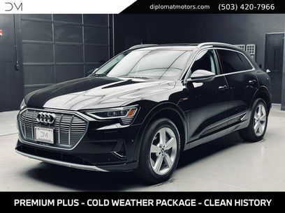 Used 2019 Audi e-tron Premium Plus w/ Cold Weather Package