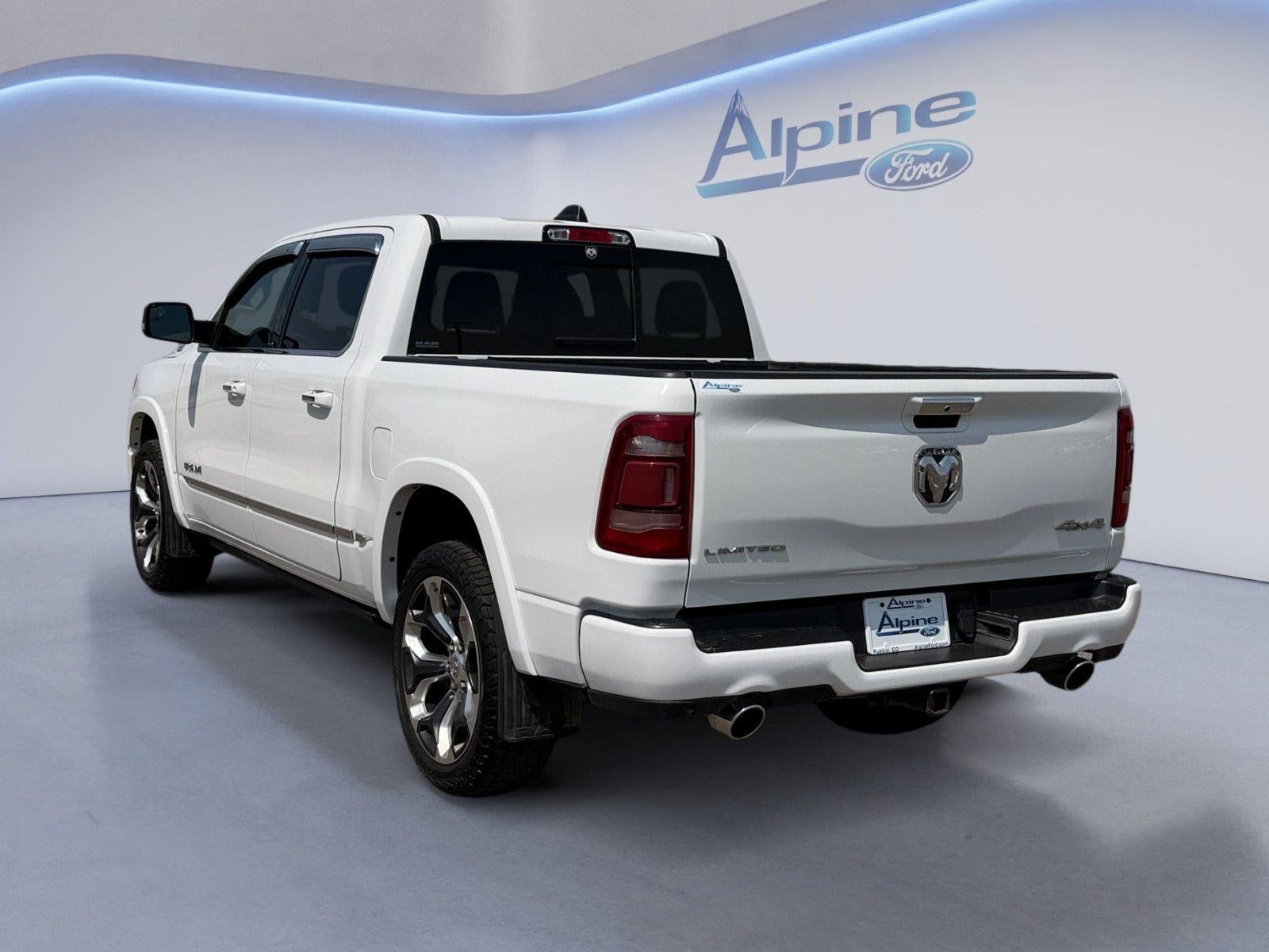 Used 2022 RAM 1500 Limited w/ Body-Colour Bumper Group AWD/4WD image 4