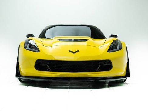 Used 2015 Chevrolet Corvette Z06 w/ 3LZ Preferred Equipment Group image 7