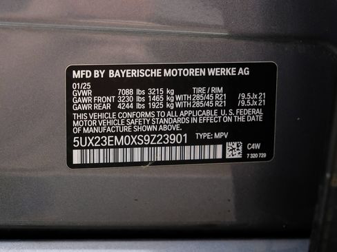 Used 2025 BMW X7 xDrive40i AWD/4WD image 71