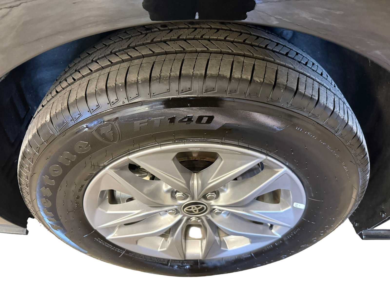 Used 2026 Toyota Sienna LE AWD/4WD image 8