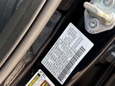 Certified 2023 Acura RDX AWD w/ Technology Package image 33