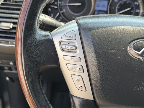 Used 2018 INFINITI QX80 4WD w/ Driver Assistance Package image 17