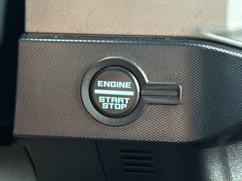 Used 2021 Ford Bronco First Edition AWD/4WD image 28