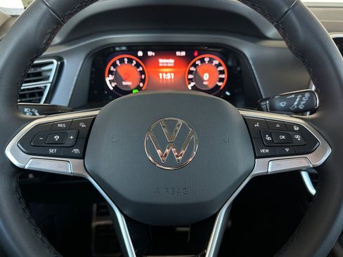 New 2026 Volkswagen Atlas Peak Edition AWD/4WD image 24
