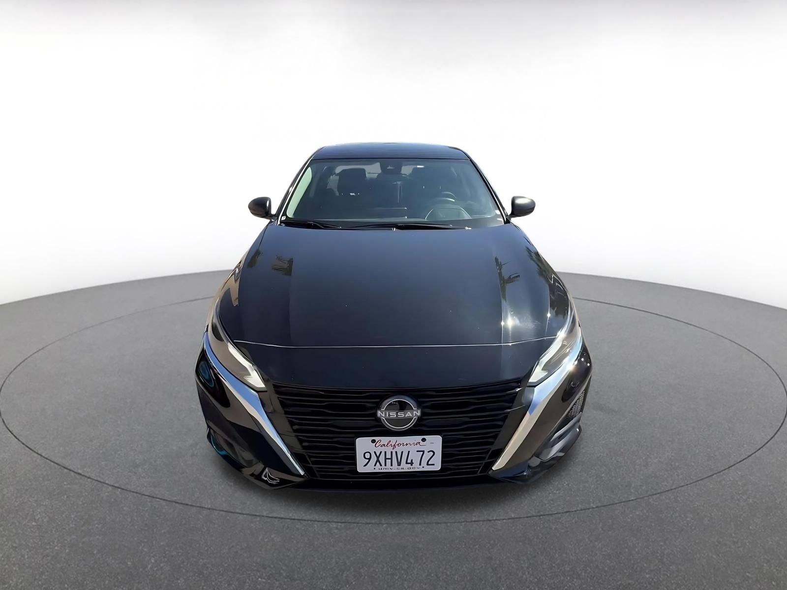 Used 2025 Nissan Altima 2.5 SV FWD image 4