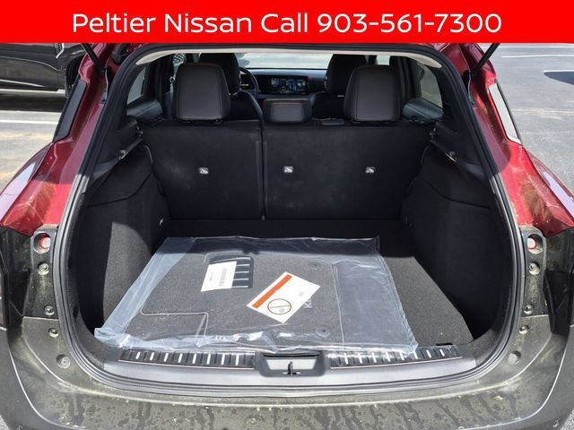 New 2026 Nissan Kicks SR w/ SR Premium Package AWD/4WD image 7