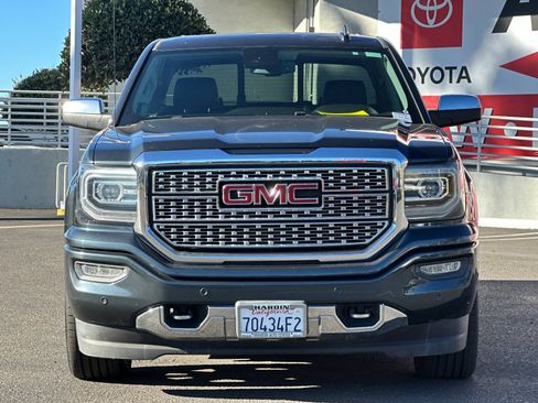 Used 2017 GMC Sierra 1500 Denali w/ Denali Ultimate Package image 7