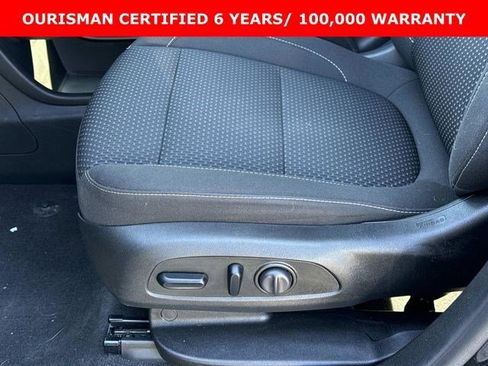 Certified 2023 GMC Acadia SLE w/ Driver Convenience Package image 20