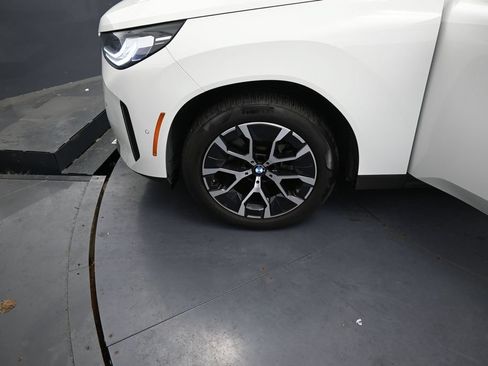 Used 2026 BMW X3 xDrive30i AWD/4WD image 15