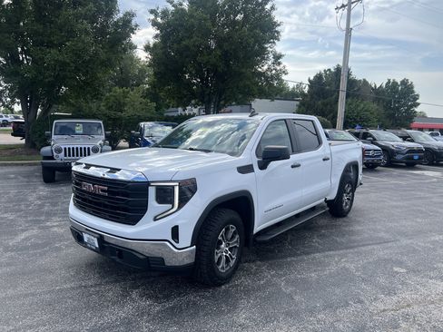Used 2023 GMC Sierra 1500 Pro AWD/4WD image 4