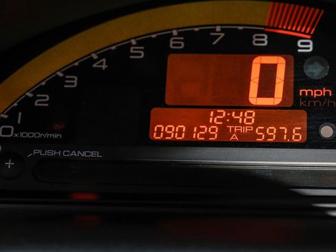 Used 2004 Honda S2000 image 20