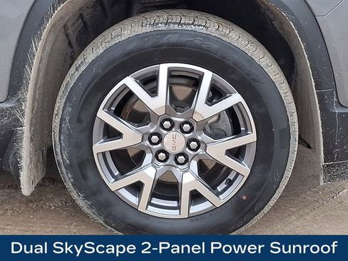 Used 2020 GMC Acadia SLT w/ LPO, Floor Liner Package image 10