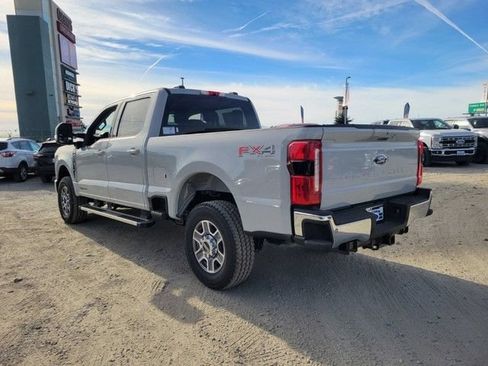 New 2026 Ford F250 Lariat w/ FX4 Off-Road Package AWD/4WD image 4