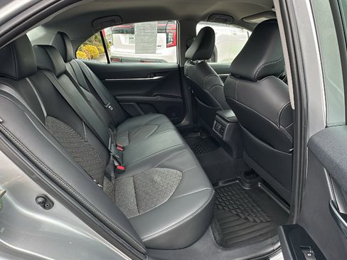 Used 2020 Toyota Camry XSE image 23