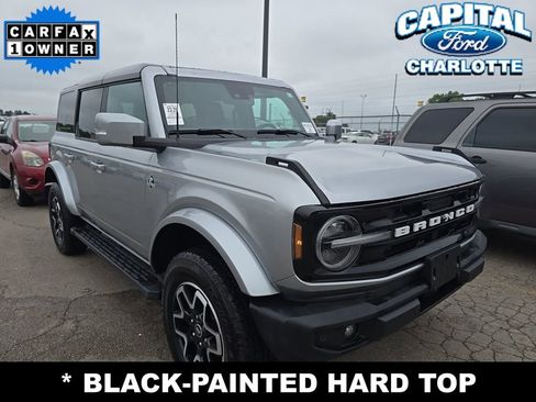 Used 2024 Ford Bronco Outer Banks AWD/4WD image 3