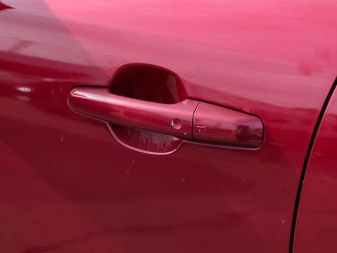 Used 2018 Jaguar F-PACE S image 41