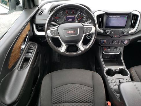 Used 2019 GMC Terrain SLE w/ Driver Convenience Package AWD/4WD image 16