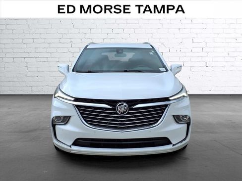 Used 2024 Buick Enclave Essence FWD image 6