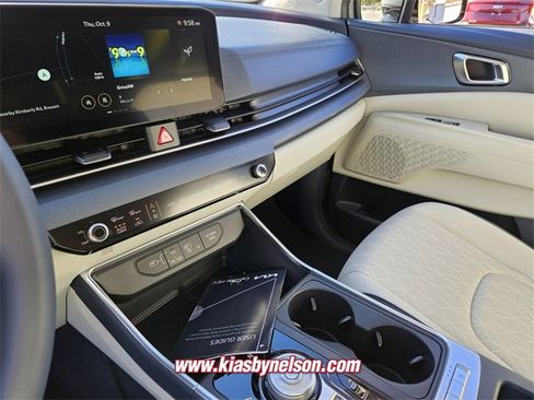 New 2026 Kia Carnival EX image 10